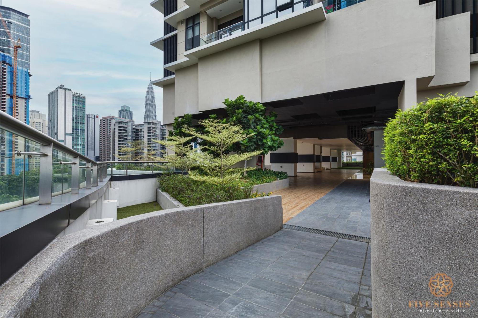 The Manor Residence Klcc By Five Senses — Photos 3